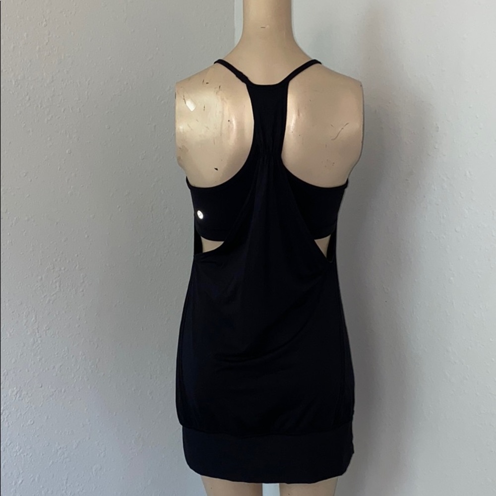 Lululemon No Limit tank bra size 8 EUC